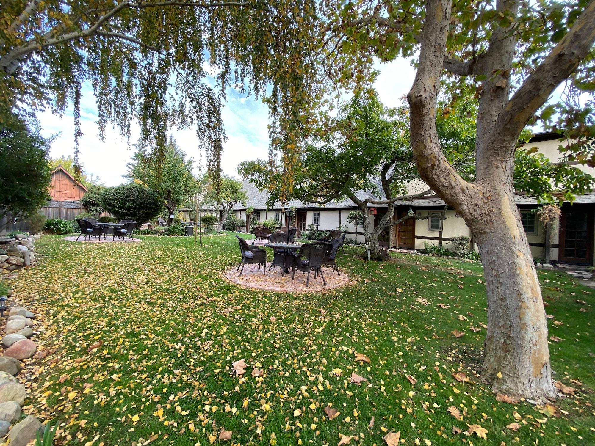 The Marlo Hotel Solvang Exterior photo