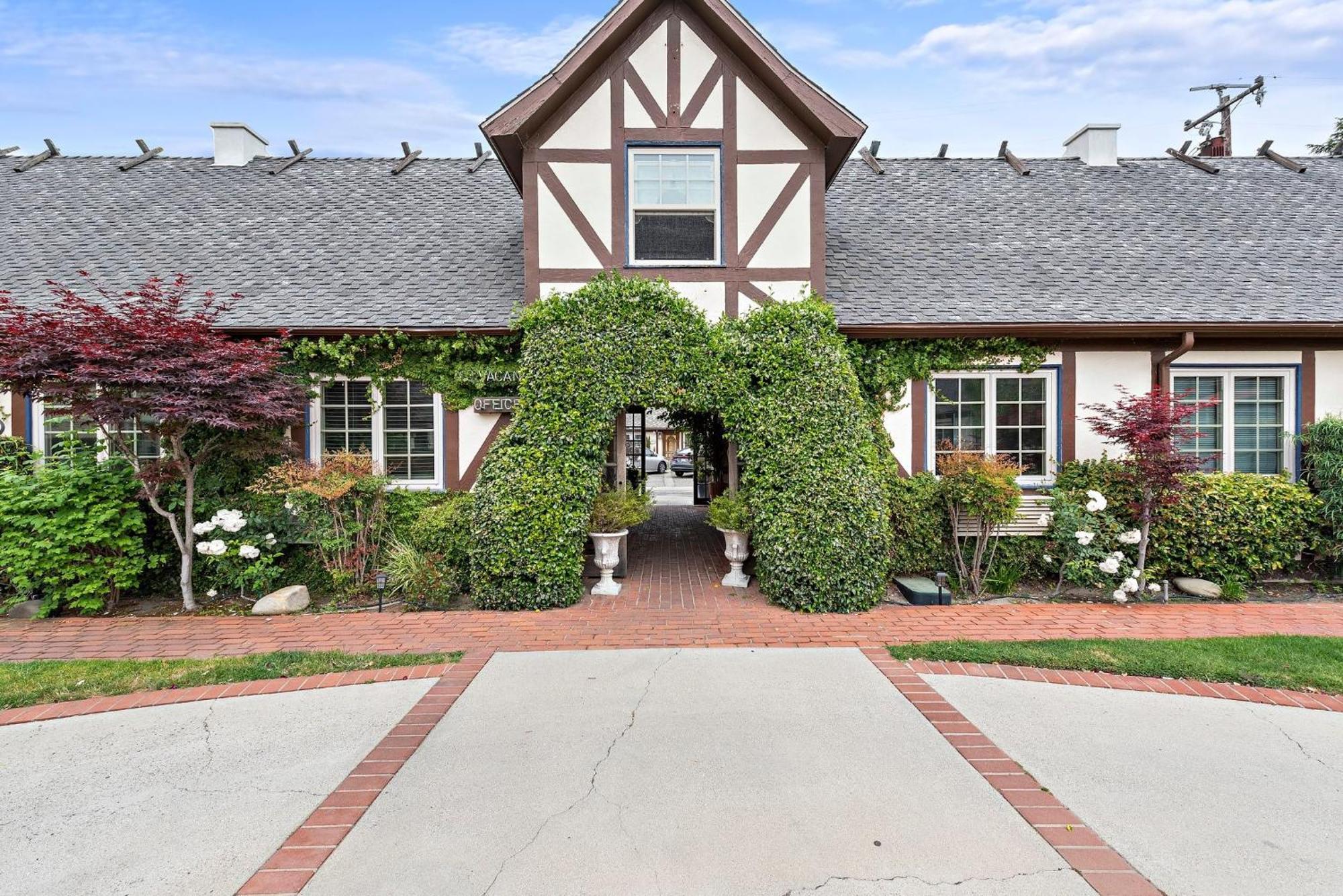 The Marlo Hotel Solvang Exterior photo