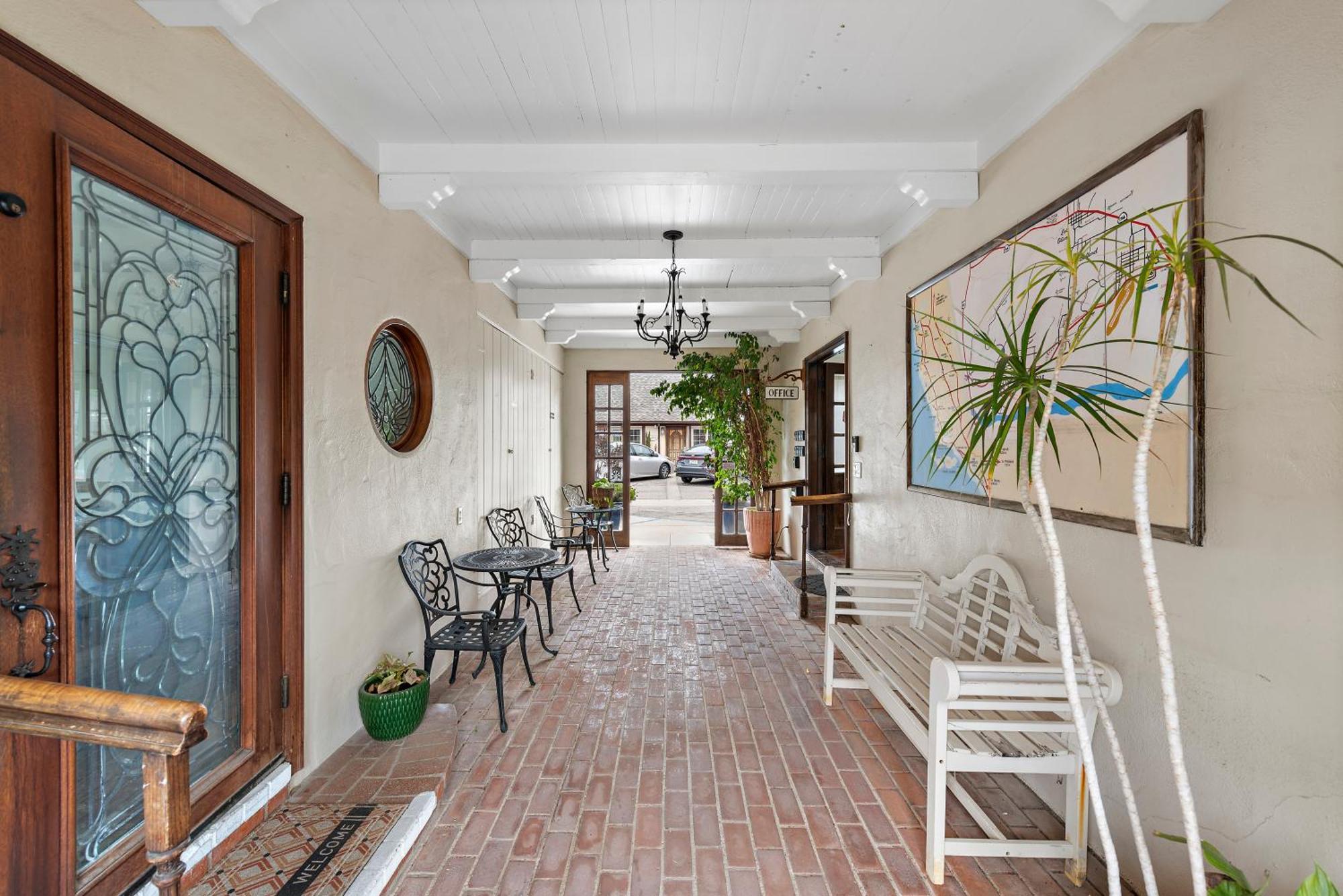 The Marlo Hotel Solvang Exterior photo
