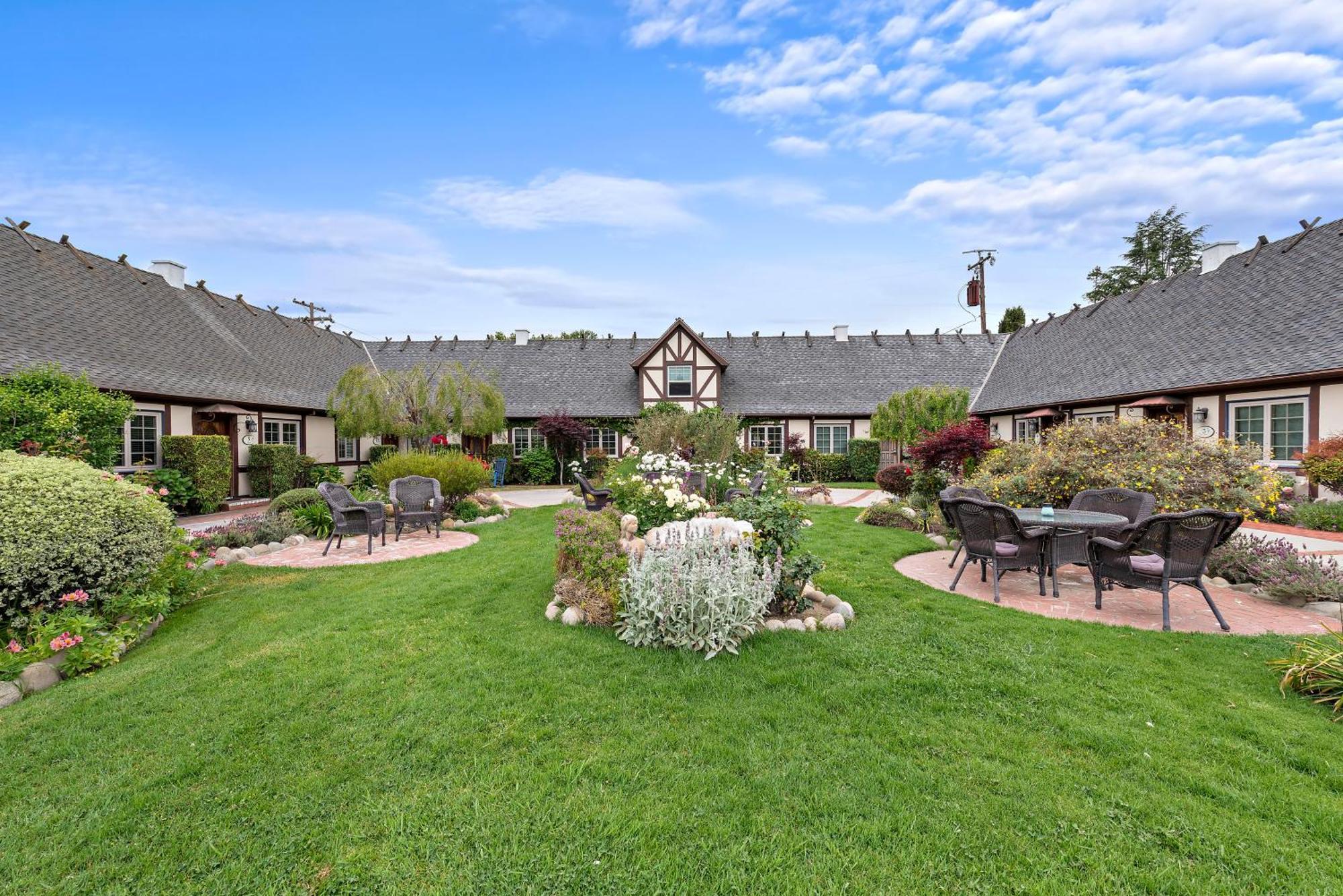 The Marlo Hotel Solvang Exterior photo